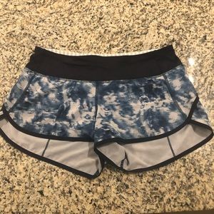 Lululemon Tie Dye Running Shorts Sz 6